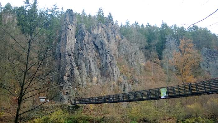 Svatošské skály - houpací most